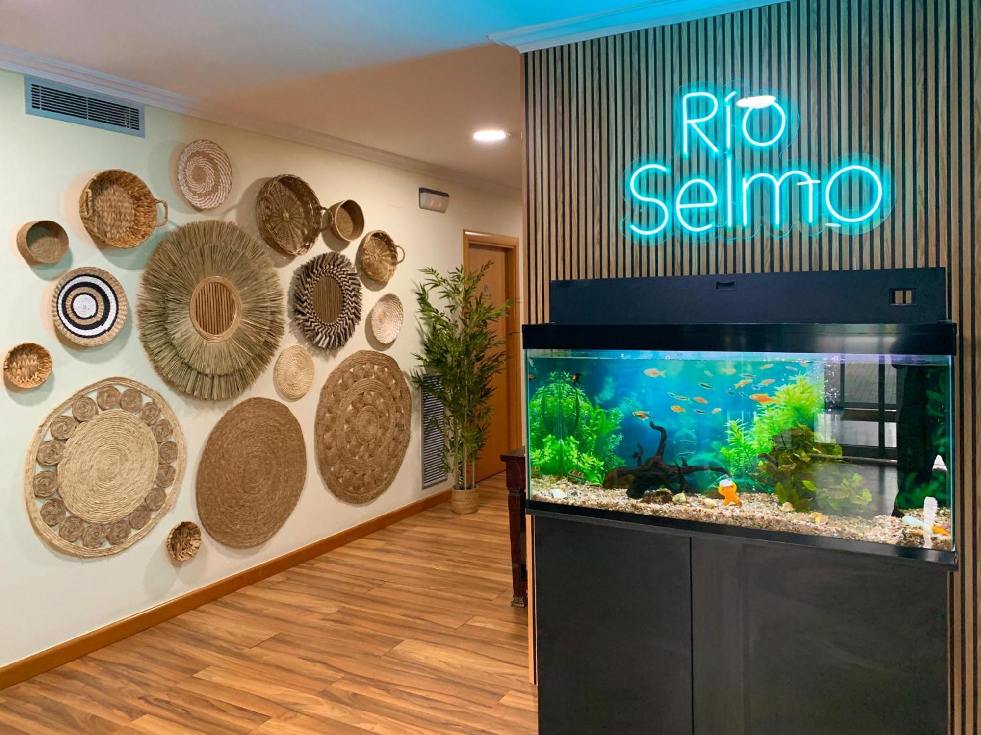 Hostal Rio Selmo Ponferrada Luaran gambar