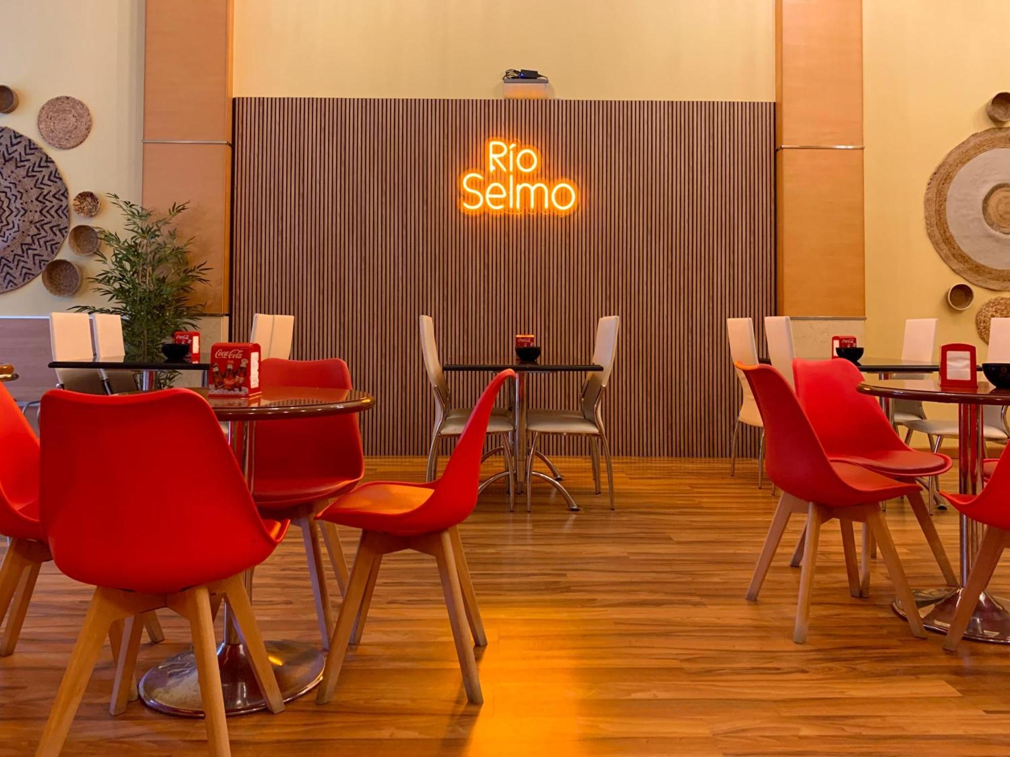 Hostal Rio Selmo Ponferrada Luaran gambar