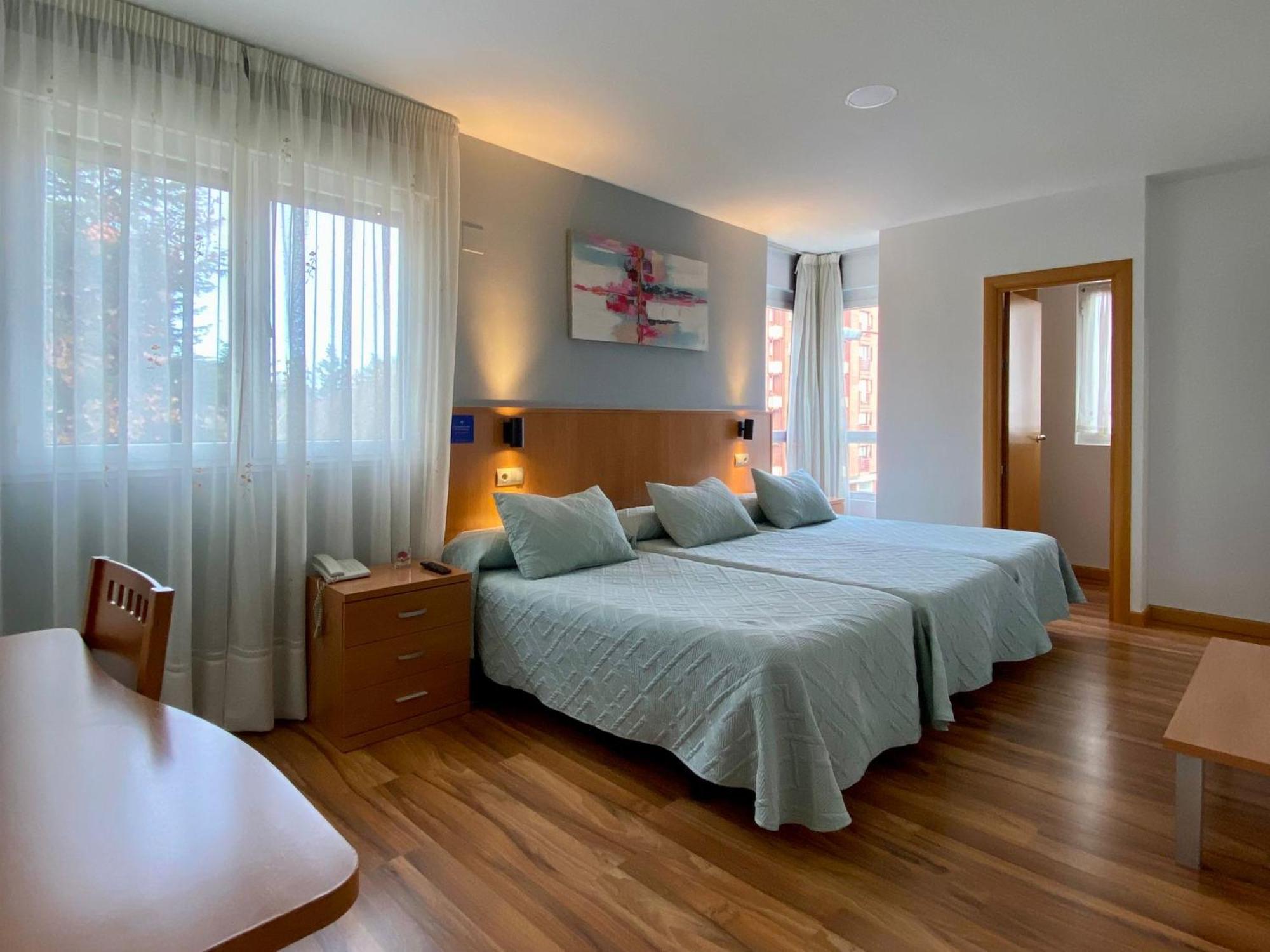 Hostal Rio Selmo Ponferrada Luaran gambar