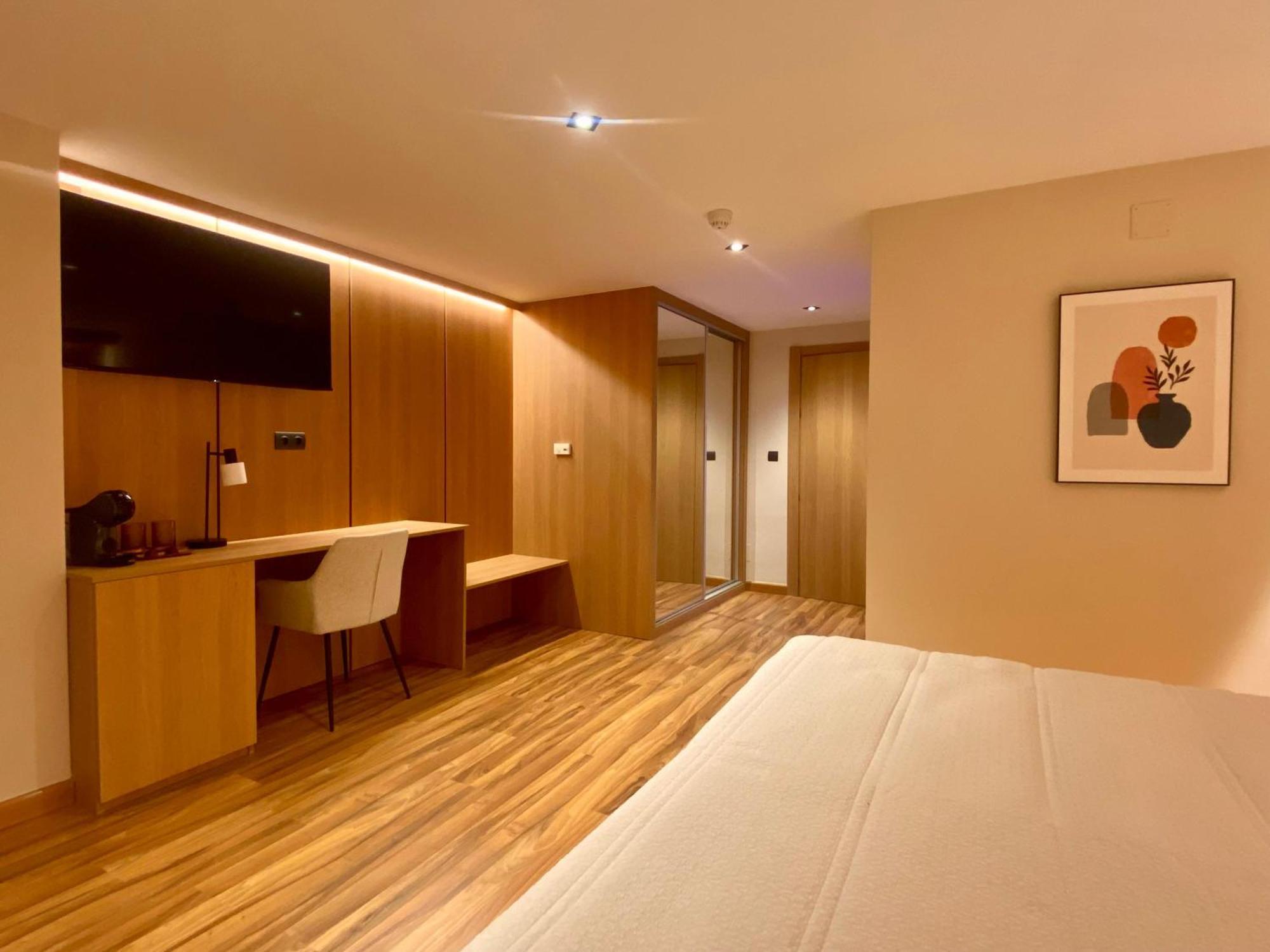 Hostal Rio Selmo Ponferrada Luaran gambar